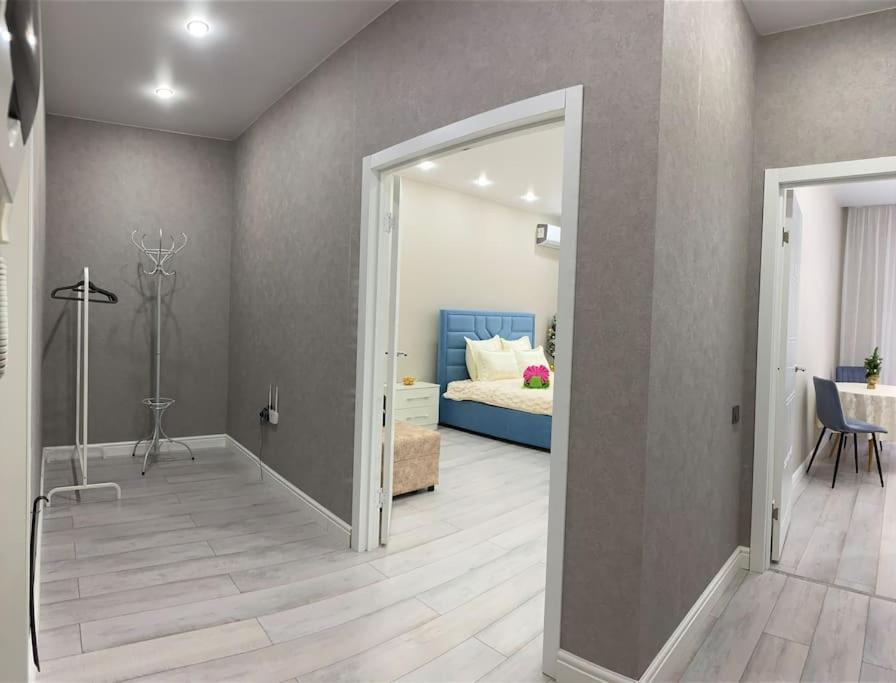 Vip Апартаменты В Центре Города Kostanay Extérieur photo